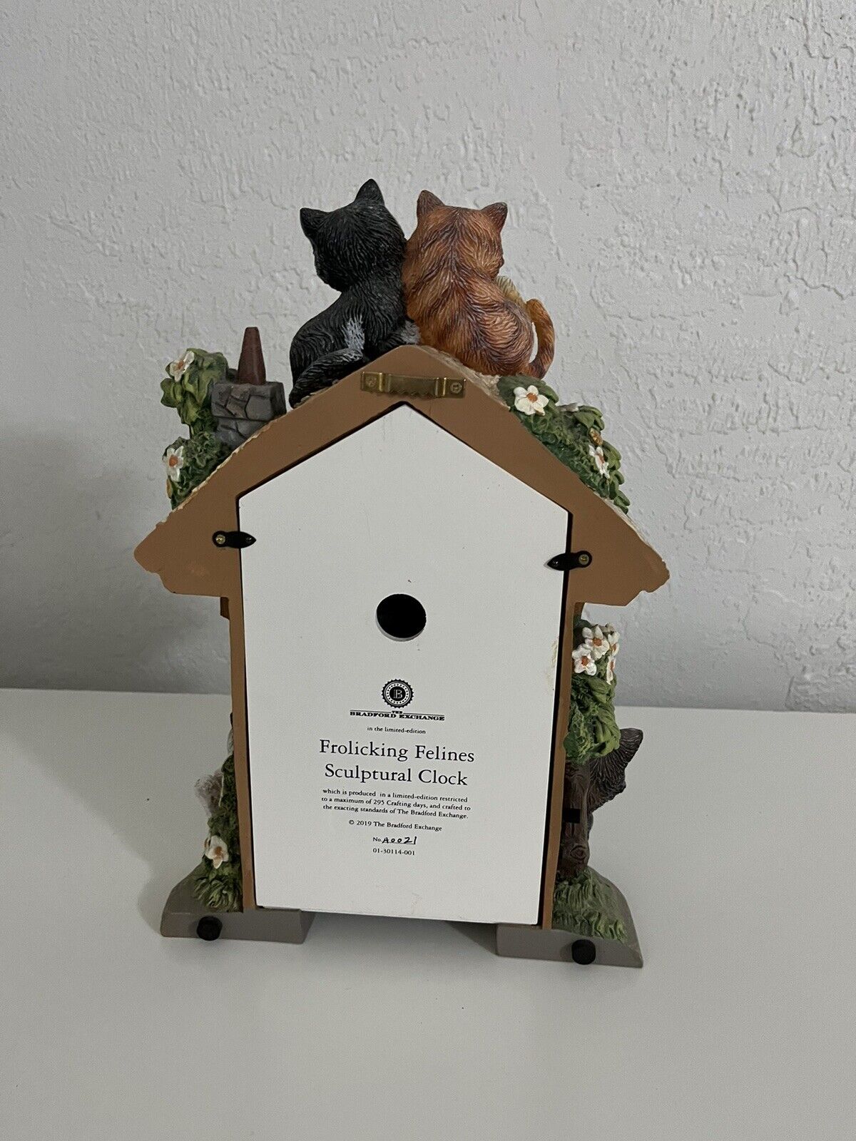 Frolicking Felines Fully Sculpted HandPainted Cat Themed Cuckoo Clock Sculpture No A0021 Frolicking Felines Fully Sculpted HandPainted Cat Themed Cuckoo Clock Sculpture No A0021